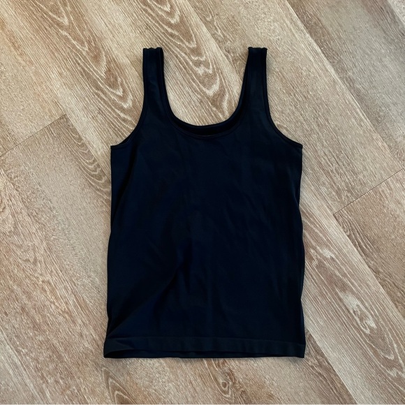 Ann Taylor Tops - ANN TAYLOR TANK SIZE XS/S
